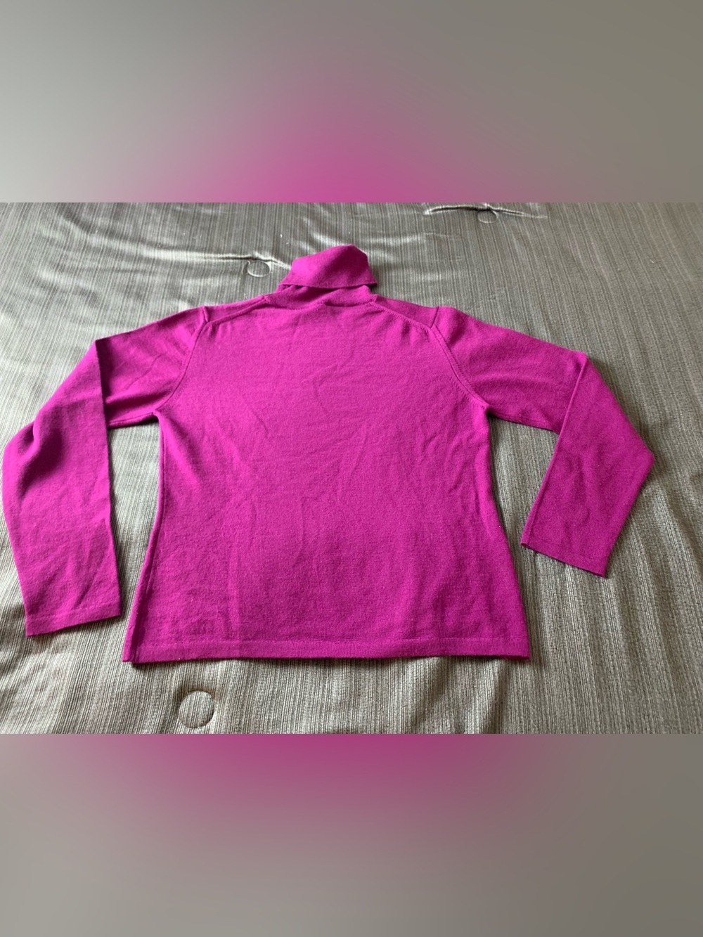 Burberry Merino Wool Turtleneck Sweater Fuchsia Purple Large - Picture 2 of 12